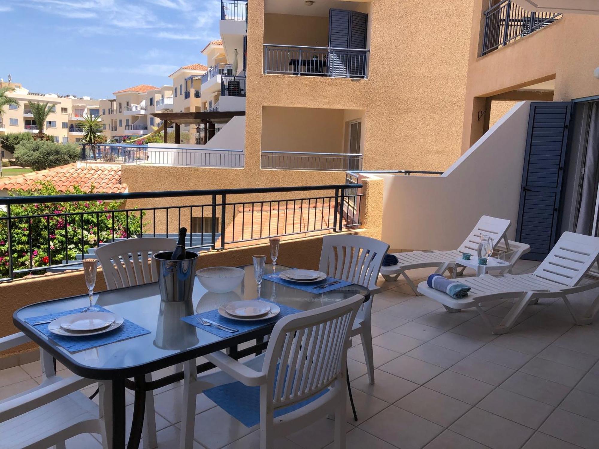 Paphos Kings Palace - Stylish 2 Bed Apartment With Sea Views מראה חיצוני תמונה